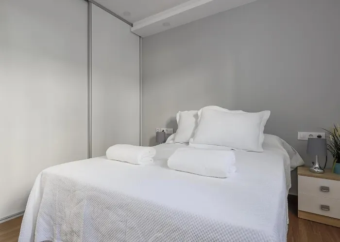 Playa Caleta Apartment *